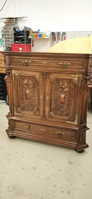 Gründerzeit Kabinettschrank Restaurierung Furnier Wasserschaden, luxconservatio Berlin